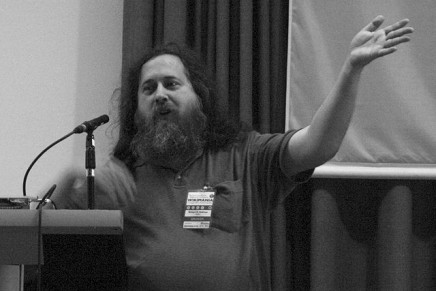 Todos contra Stallman