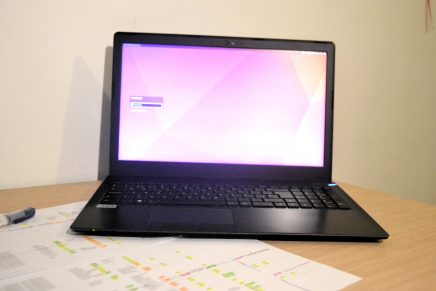 Analizamos el portátil newMOOVE fHD de VANT PC